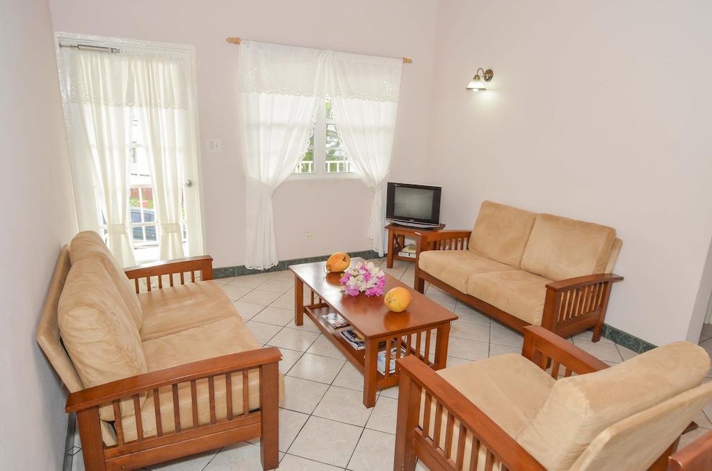 Caribbean Inn And Suites St. John's Oda fotoğraf